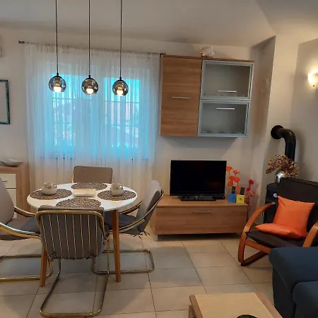 Ferienwohnung Lana Fažana Exterior foto